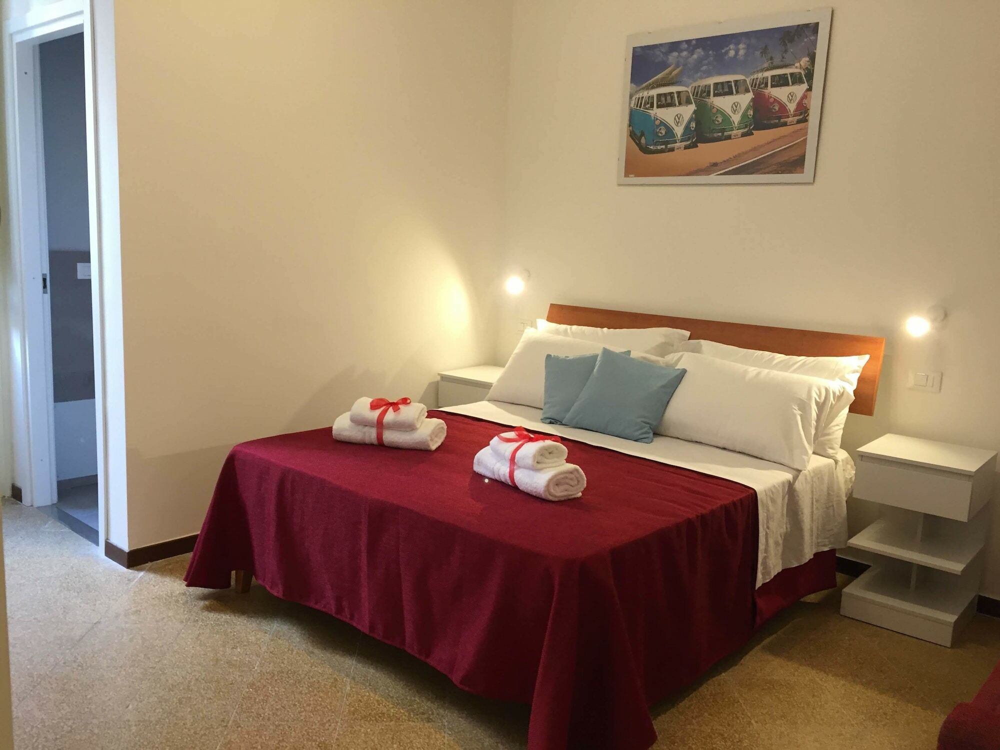 Yooroom Bed & Breakfast